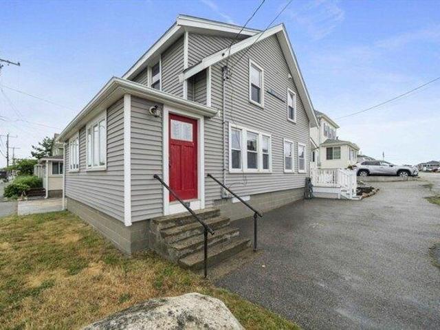 House for sale in Brant Rock, Massachusetts