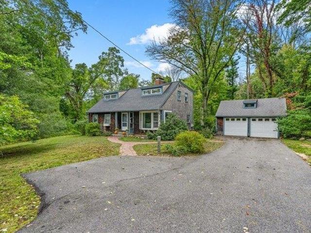 House for sale in Marshfield Hills, Marshfield