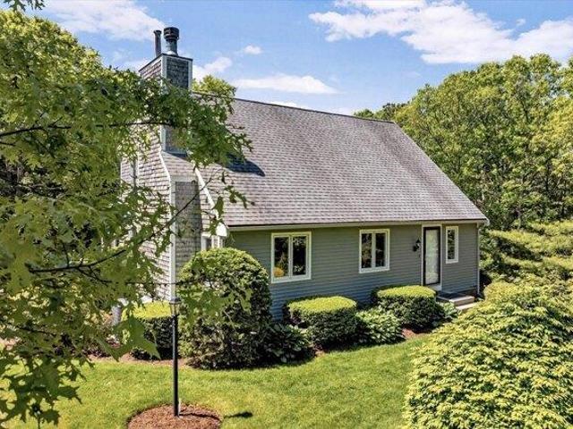 House for sale in Marstons Mills, Marstons Mills