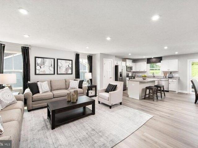 House for sale in Falling Waters, West Virginia