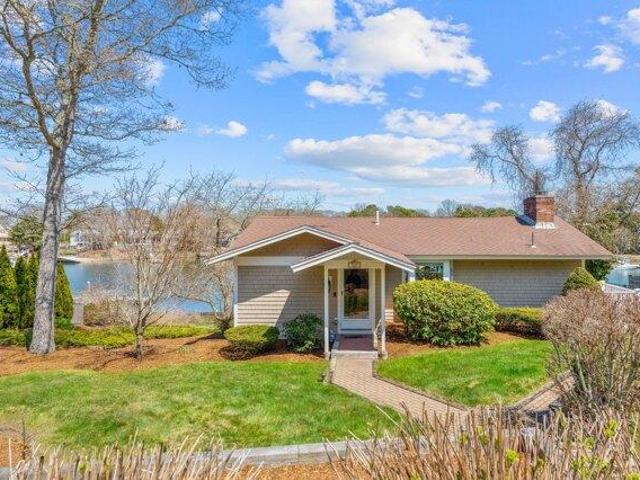 House for sale in Mashpee, Massachusetts