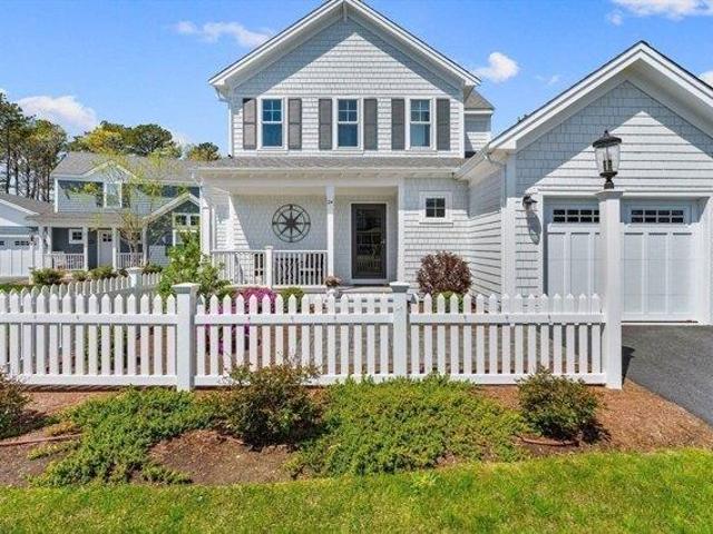 House for sale in Mashpee, Massachusetts