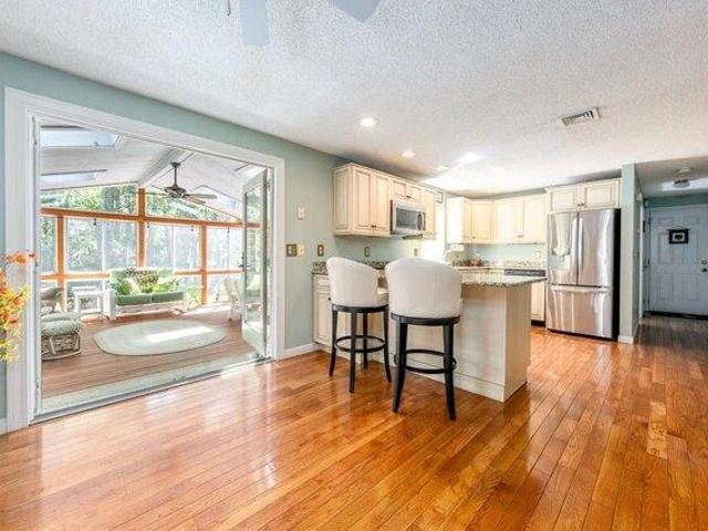 House for sale in Mashpee, Barnstable County