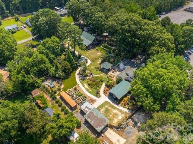 House for sale in Mecklenburg, North Carolina