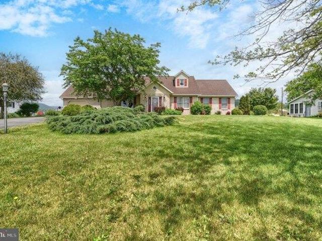 House for sale in Mc Alisterville, Pennsylvania