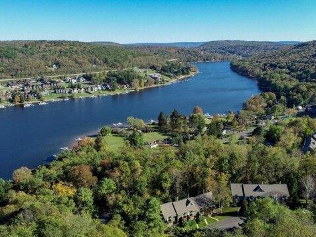 House for sale in Garrett, Maryland