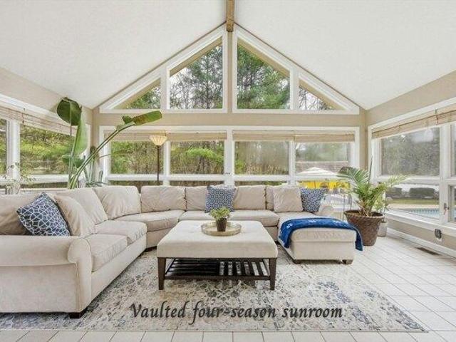House for sale in Mendon, Massachusetts
