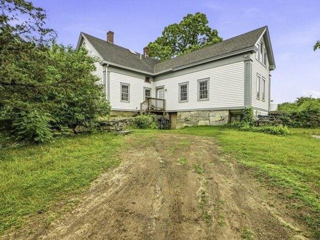 House for sale in Mendon, Massachusetts