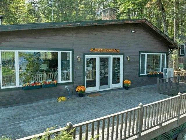 House for sale in Bear Island, Meredith