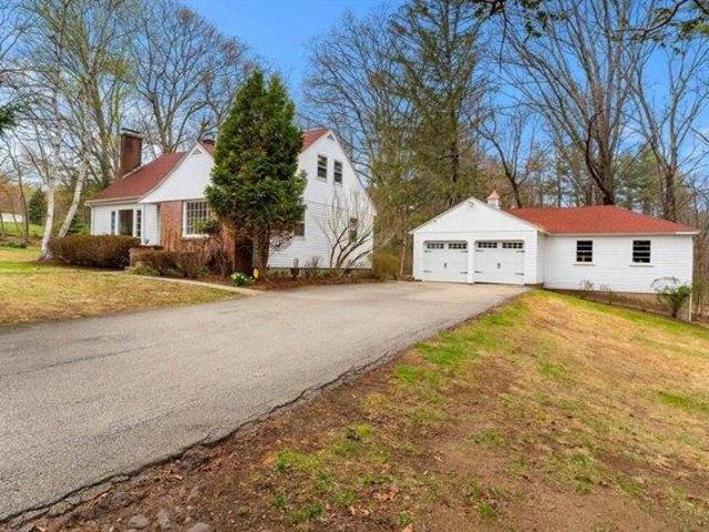 House for sale in Merrimac, Massachusetts