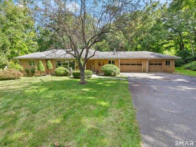 House for sale in Middlebury, Naugatuck Valley Planning Region