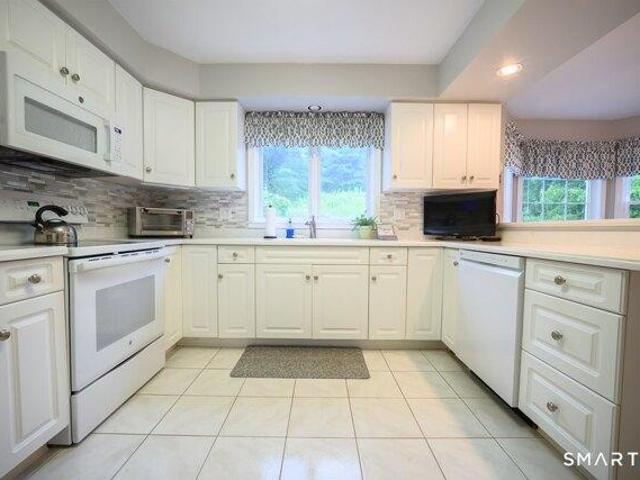 House for sale in Middlebury, Naugatuck Valley Planning Region