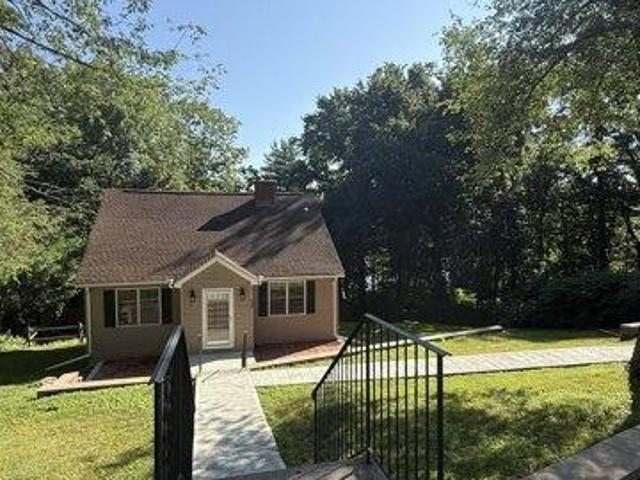 House for sale in Middlebury, Naugatuck Valley Planning Region