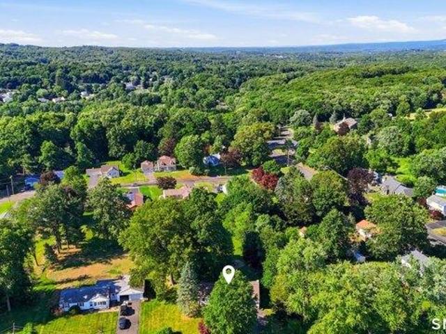 House for sale in Middlefield, Connecticut