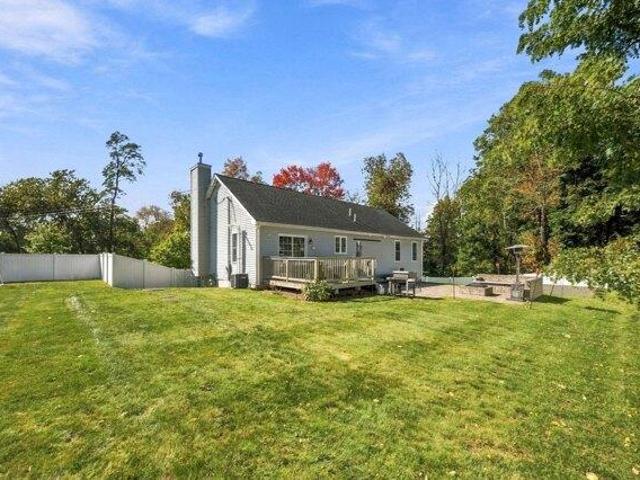 House for sale in Hathorne, Danvers