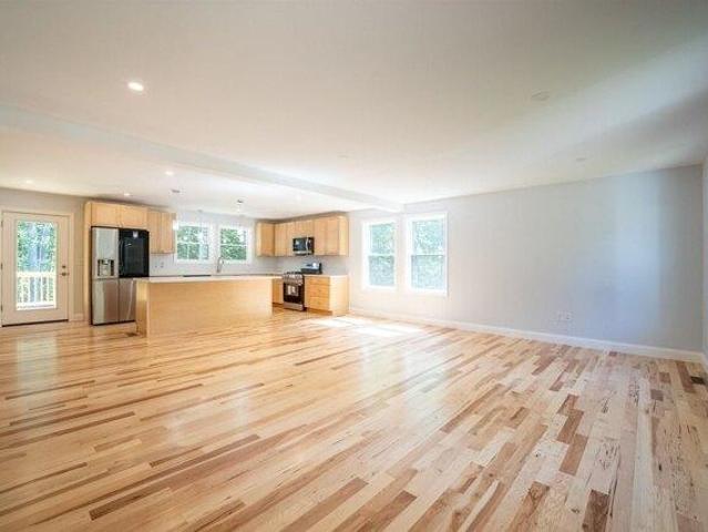 House for sale in Middleton, Strafford County