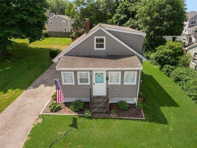 House for sale in Middletown, Rhode Island