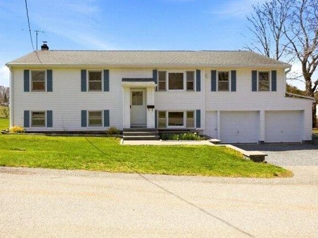 House for sale in Middletown, Rhode Island