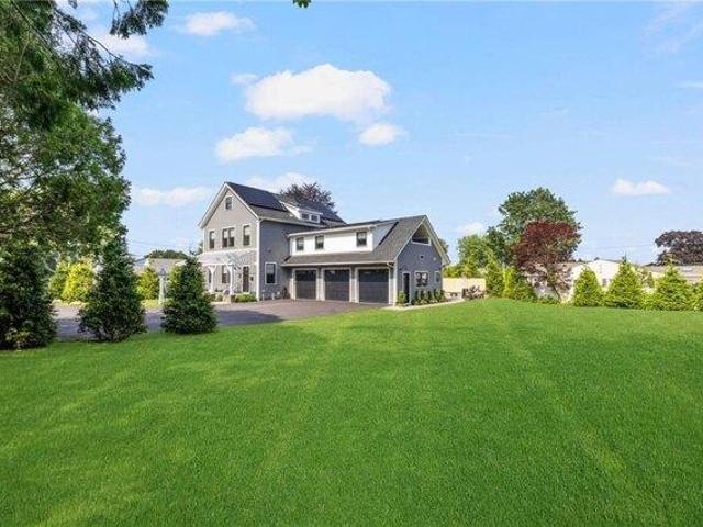 House for sale in Middletown, Rhode Island