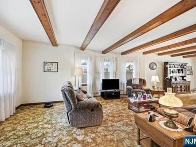 House for sale in Midland Park, New Jersey