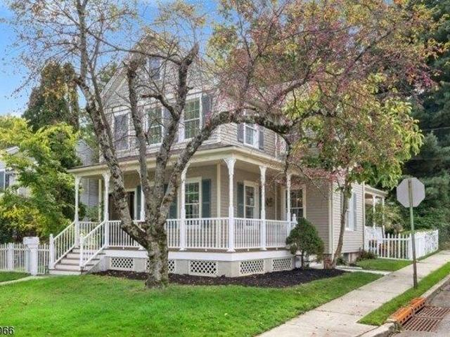 House for sale in Wortendyke, Midland Park