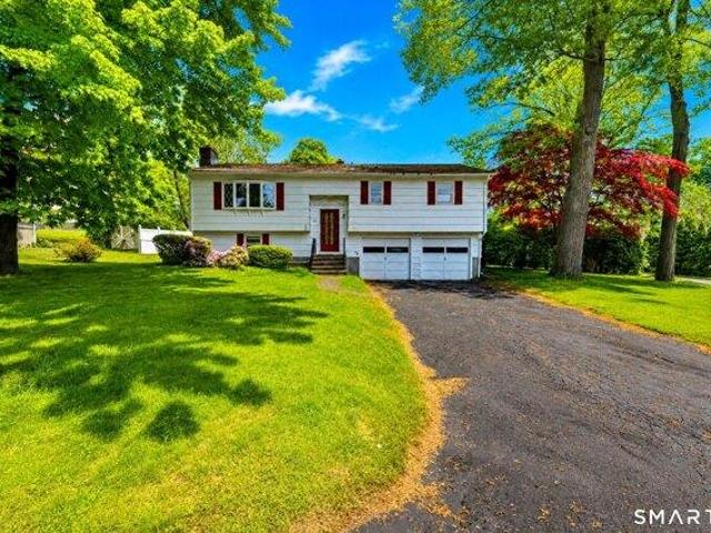 House for sale in Milford, Connecticut