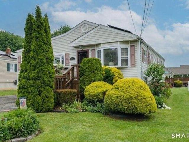 House for sale in Milford, Connecticut