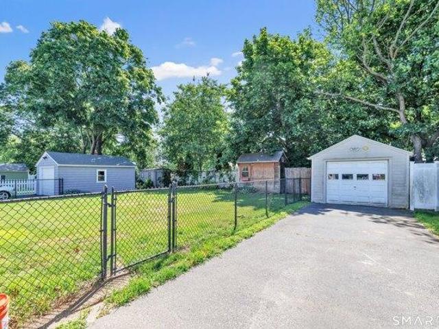 House for sale in Milford, Connecticut