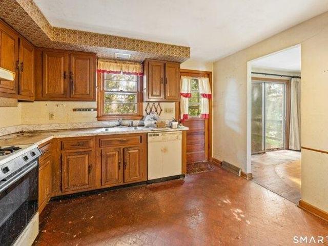 House for sale in Milford, Connecticut