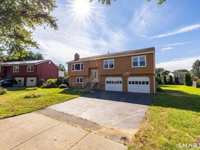 House for sale in Milford, South Central Connecticut Planning Region