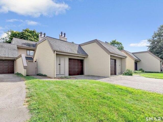 House for sale in Walnut Beach, Milford