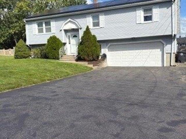 House for sale in Milford, South Central Connecticut Planning Region
