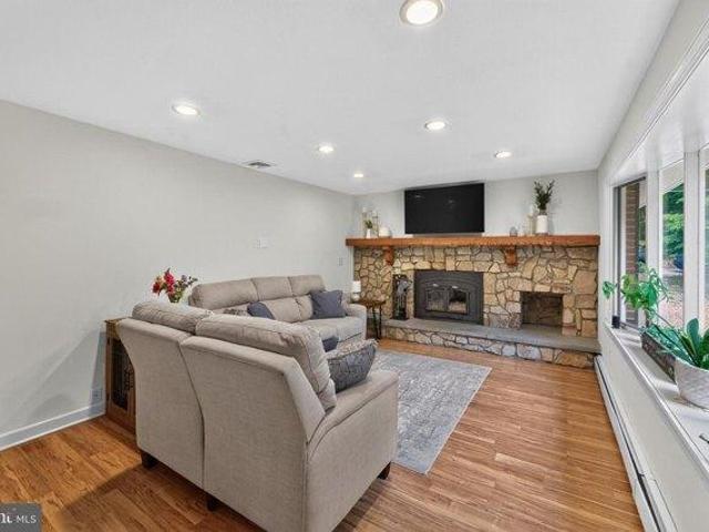 House for sale in Pittstown, New Jersey