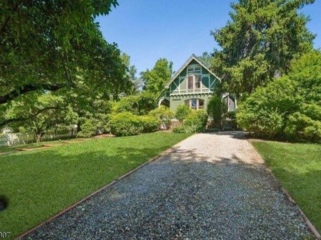 House for sale in Millburn, New Jersey