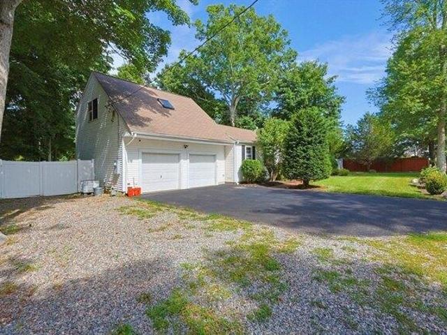 House for sale in Millis, Massachusetts