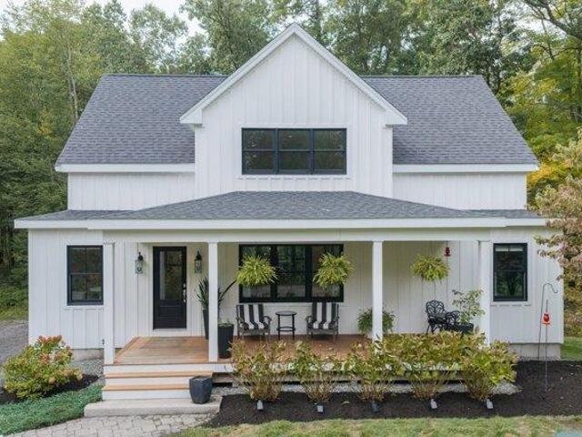 House for sale in Rockville, Millis