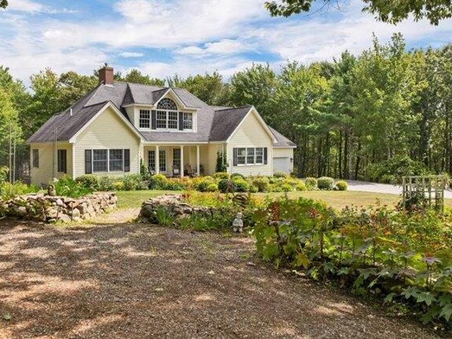 House for sale in Hayes Corner, Milton
