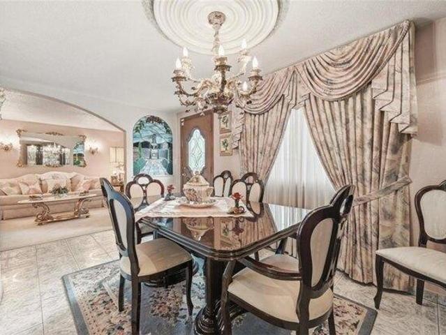 House for sale in Monroeville, Pennsylvania