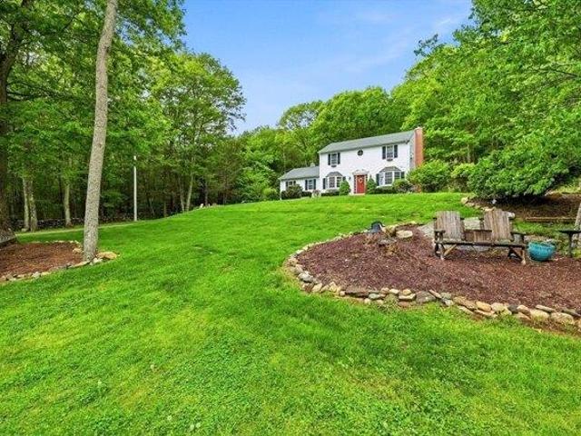 House for sale in Hampden, Massachusetts