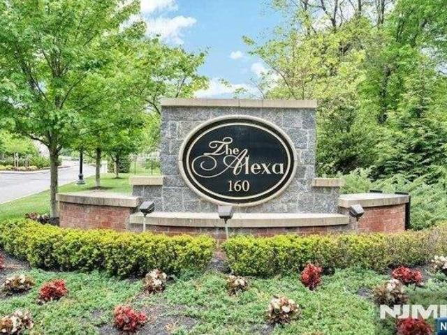 House for sale in Upper Montvale, Montvale
