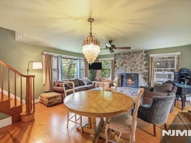 House for sale in Upper Montvale, Montvale