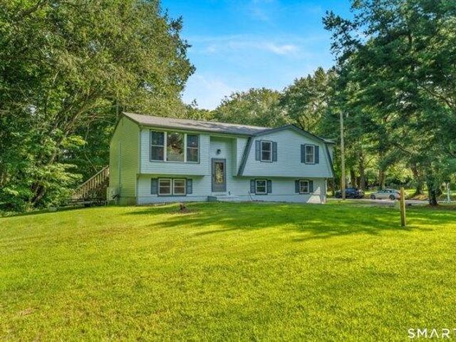 House for sale in Montville, Southeastern Connecticut Planning Region