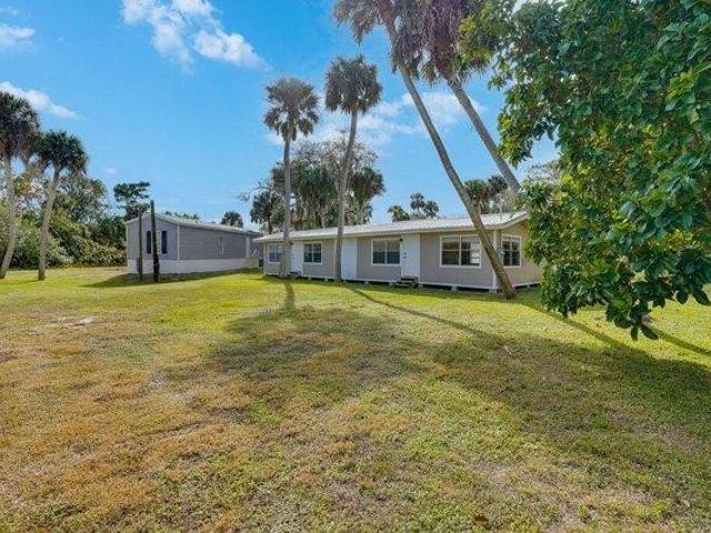 House for sale in Moore Haven, Florida