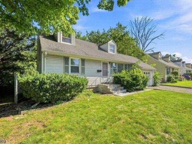 House for sale in Morris Plains, Morris County
