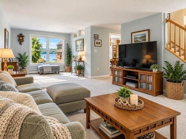 House for sale in Moultonborough, Carroll County