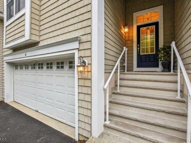 House for sale in Landing, New Jersey