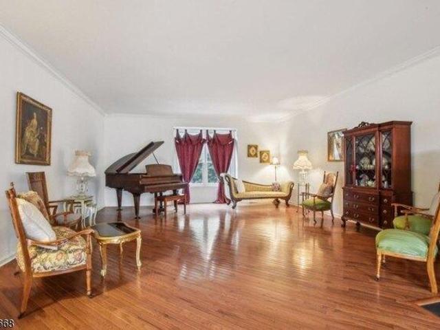 House for sale in Landing, New Jersey