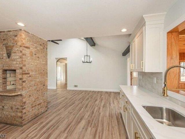 House for sale in Landing, New Jersey