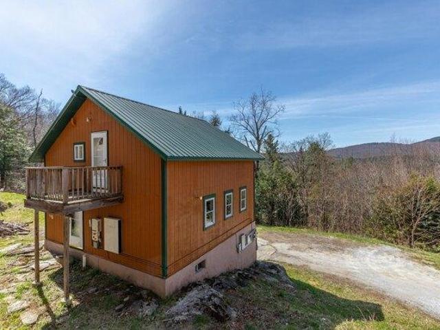 House for sale in Mount Holly, Vermont