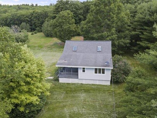 House for sale in Mount Vernon, Maine